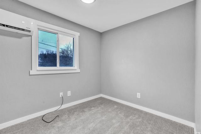 1909 Bodenhafer Drive, Kendallville, IN 46755