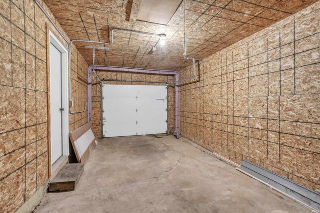 1909 Bodenhafer Drive, Kendallville, IN 46755