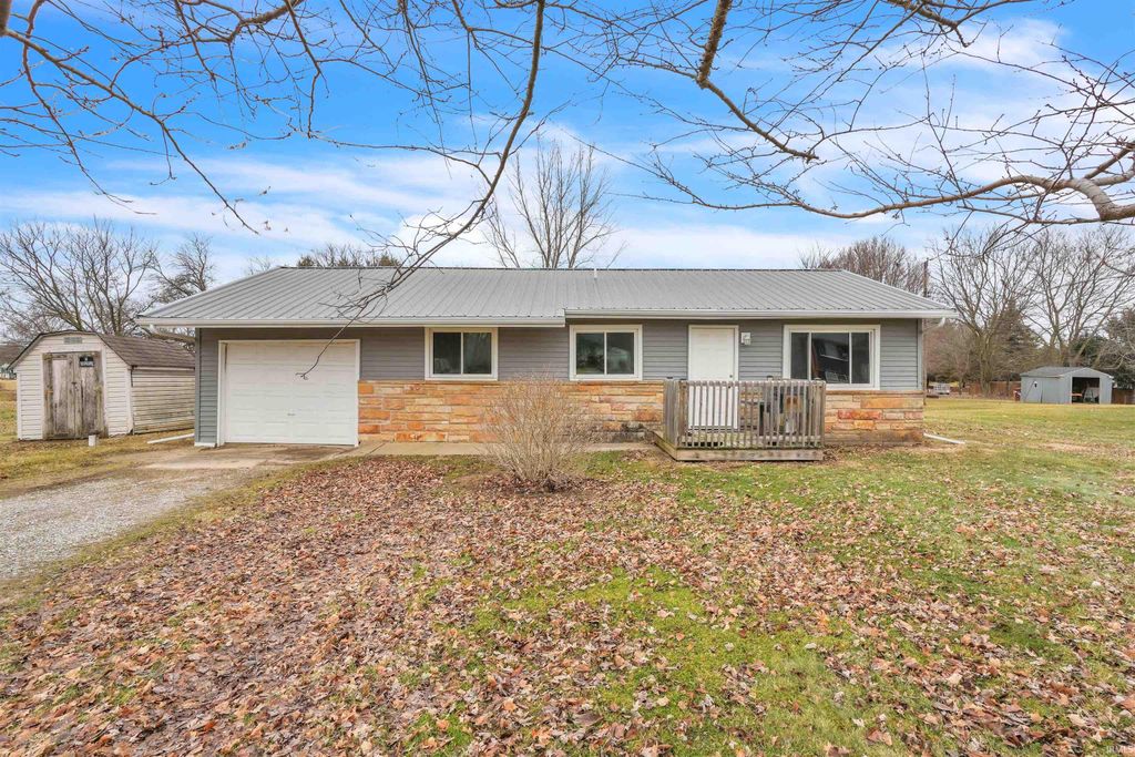 1909 Bodenhafer Drive, Kendallville, IN 46755