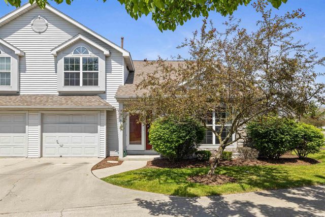 5715 Thornbriar Lane, Fort Wayne, IN 46835