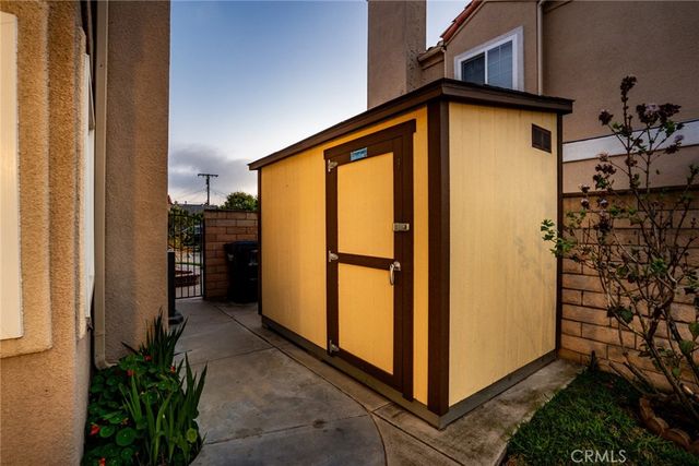 16511 Newland Street, Huntington Beach, CA 92647