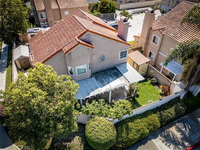 16511 Newland Street, Huntington Beach, CA 92647