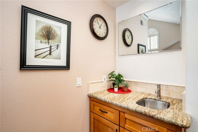 16511 Newland Street, Huntington Beach, CA 92647