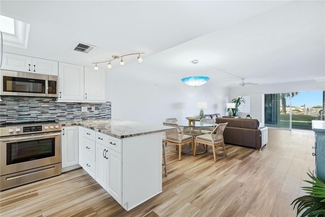 1150 TARPON CENTER DRIVE 1G, Venice, FL 34285