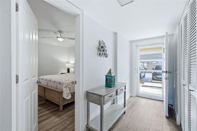 1150 TARPON CENTER DRIVE 1G, Venice, FL 34285