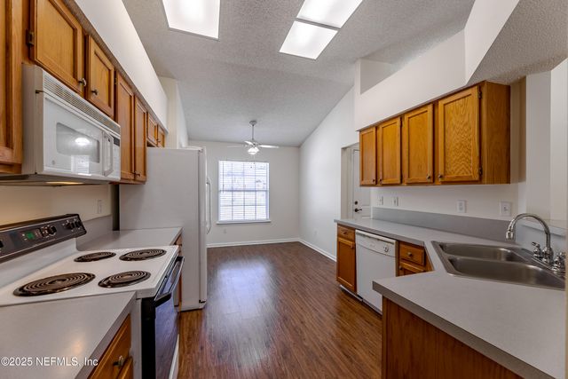 120 CLAPTON Way, Jacksonville, FL 32220