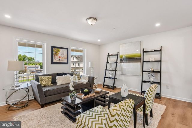 3251 MAGNOLIA AVE, Halethorpe, MD 21227