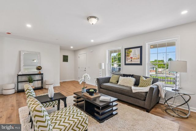 3251 MAGNOLIA AVE, Halethorpe, MD 21227