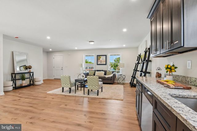 3251 MAGNOLIA AVE, Halethorpe, MD 21227
