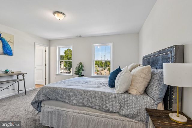 3251 MAGNOLIA AVE, Halethorpe, MD 21227