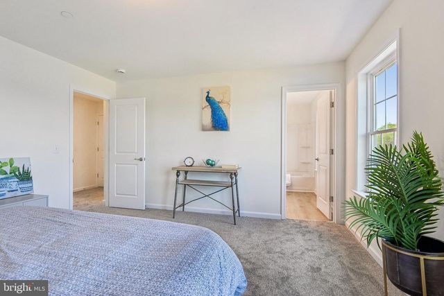 3251 MAGNOLIA AVE, Halethorpe, MD 21227