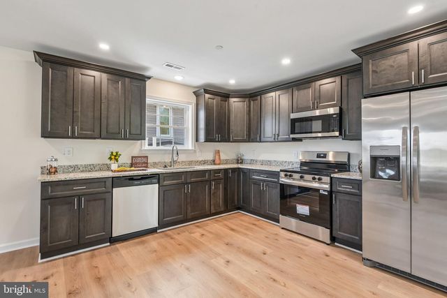 3251 MAGNOLIA AVE, Halethorpe, MD 21227