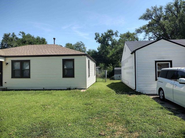 2560 N Minneapolis, Wichita, KS 67219