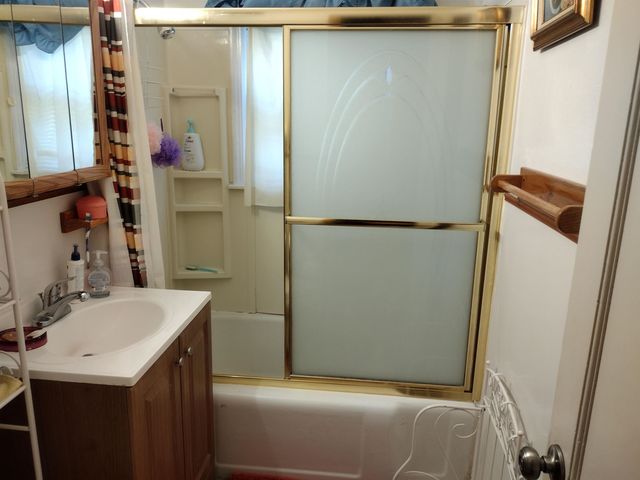 2560 N Minneapolis, Wichita, KS 67219