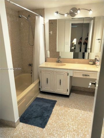 3801 Environ Blvd 219, Lauderhill, FL 33319