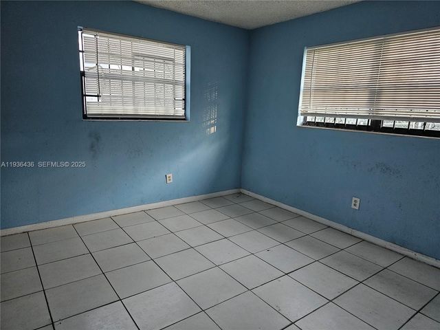 16945 NW 28th Ave, Miami Gardens, FL 33056