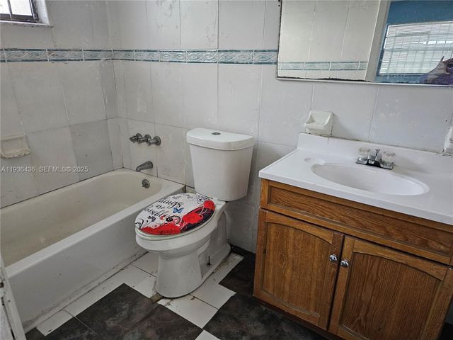 16945 NW 28th Ave, Miami Gardens, FL 33056