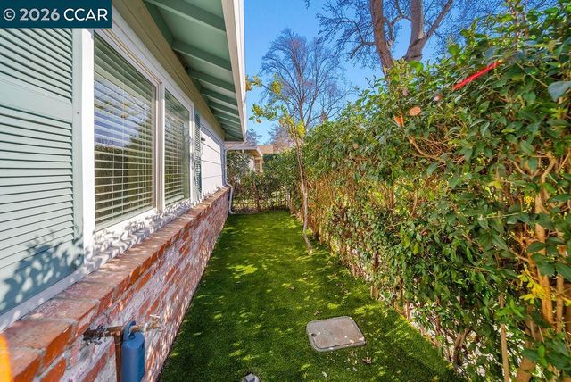 1465 Del Rio Cir A, Concord, CA 94518