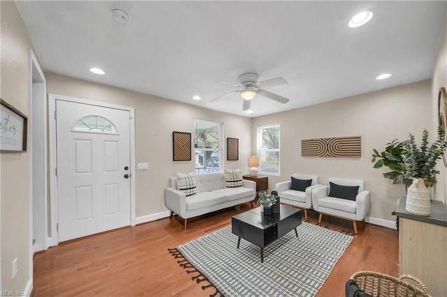 6113 Pamlico CIR, Norfolk, VA 23513