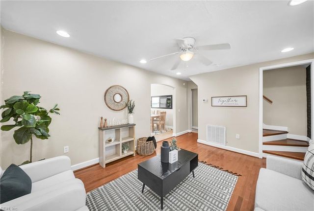 6113 Pamlico CIR, Norfolk, VA 23513