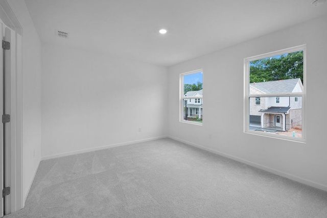 1753 Fawlocke Run, Loganville, GA 30052