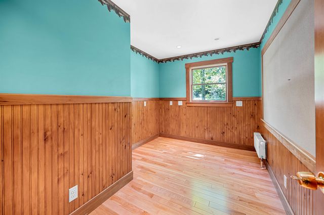 87 Bailey Pond Road, Marshfield, VT 05658