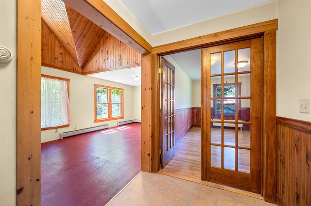 87 Bailey Pond Road, Marshfield, VT 05658