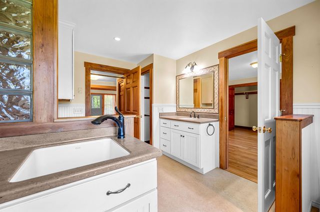 87 Bailey Pond Road, Marshfield, VT 05658