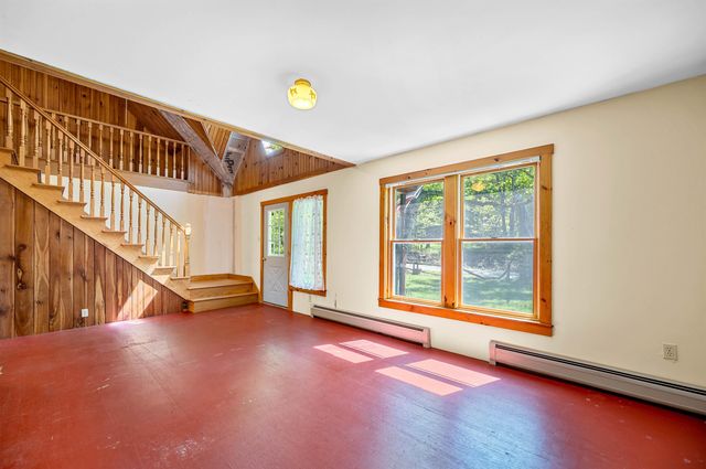 87 Bailey Pond Road, Marshfield, VT 05658