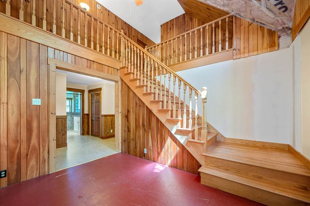 87 Bailey Pond Road, Marshfield, VT 05658