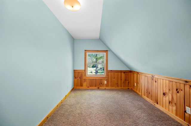 87 Bailey Pond Road, Marshfield, VT 05658