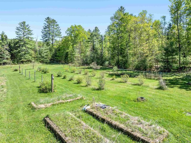 87 Bailey Pond Road, Marshfield, VT 05658