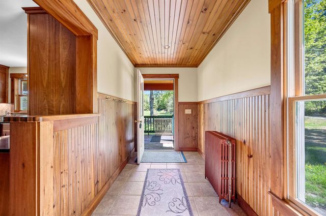 87 Bailey Pond Road, Marshfield, VT 05658