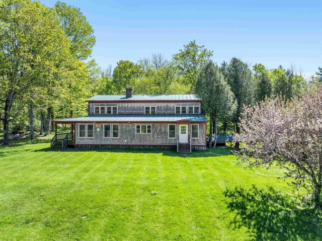 87 Bailey Pond Road, Marshfield, VT 05658