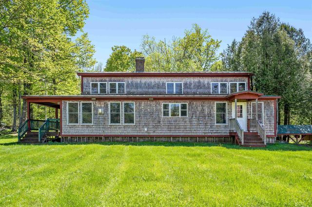 87 Bailey Pond Road, Marshfield, VT 05658