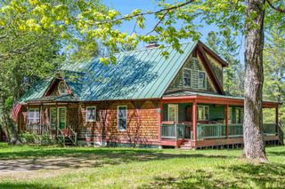 87 Bailey Pond Road, Marshfield, VT 05658