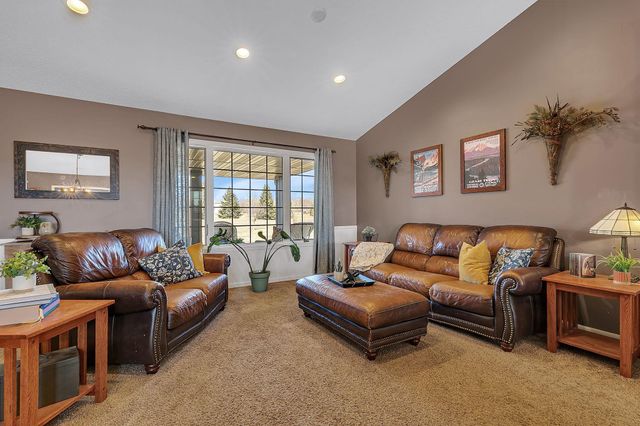 8432 172nd Avenue SE, Becker, MN 55308