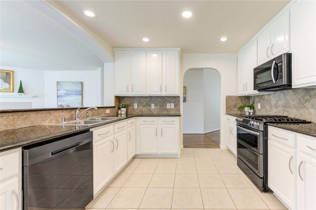 2307 Short Springs Court, Pearland, TX 77584