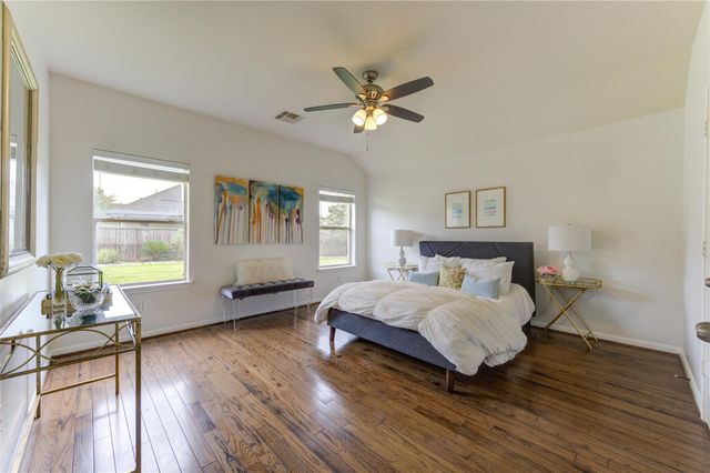 2307 Short Springs Court, Pearland, TX 77584