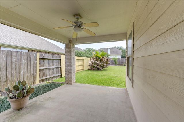 2307 Short Springs Court, Pearland, TX 77584