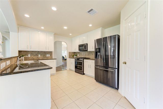 2307 Short Springs Court, Pearland, TX 77584