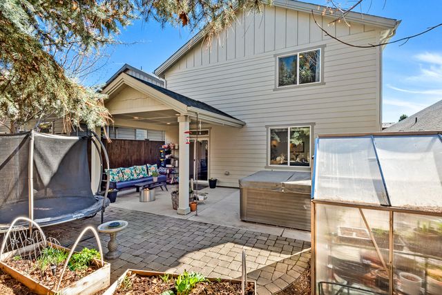 61137 SW Teton Lane, Bend, OR 97702