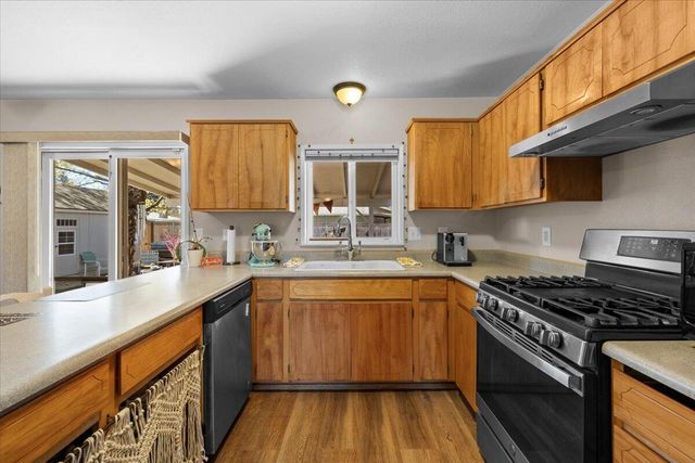 1459 SW Silver Maple Way, Grants Pass, OR 97526