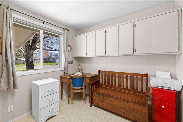 1459 SW Silver Maple Way, Grants Pass, OR 97526