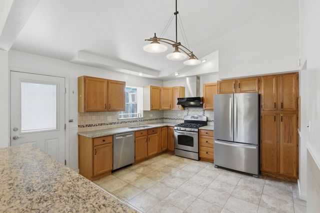 613 LEAMINGTON Avenue, Wilmette, IL 60091