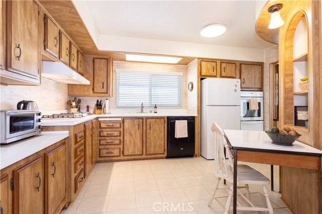 21315 Jimpson Way, Canyon Country (santa Clarita), CA 91351