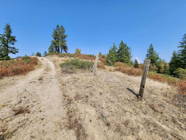 1700 Hershaw Rd, Newport, WA 99156