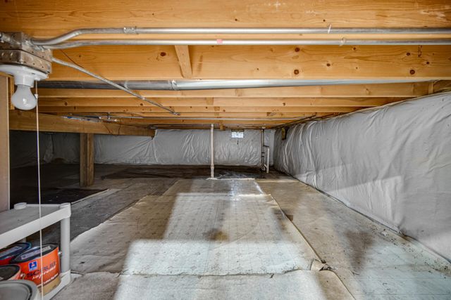 1409 Independence Drive, Hobart, IN 46342