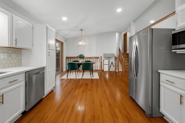 1409 Independence Drive, Hobart, IN 46342