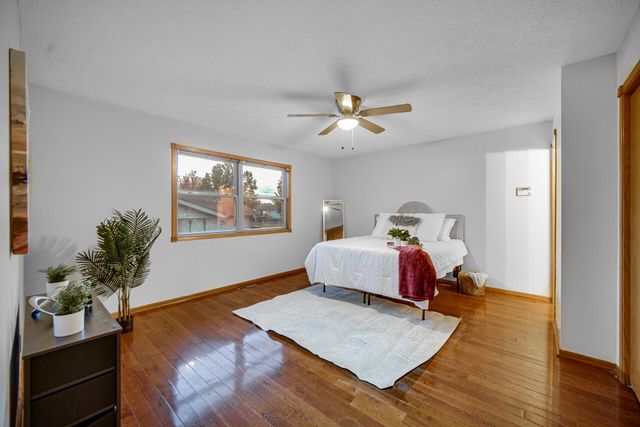 1409 Independence Drive, Hobart, IN 46342